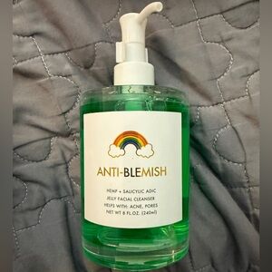 BRAND NEW Rainbow Beauty Anti-Blemish Green Facial Cleanser